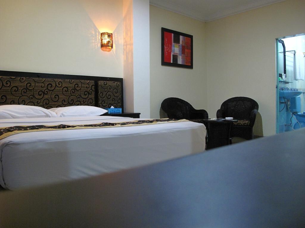 Gaja Hotel Pekanbaru Ngoại thất bức ảnh